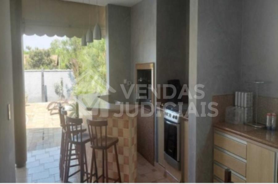 leilão condomínio colonial vale do sol tremembé Casa com 479,48m² no Condomínio Colonial Vale do Sol, localizado em Tremembé - SP, bairro Caminho Novo