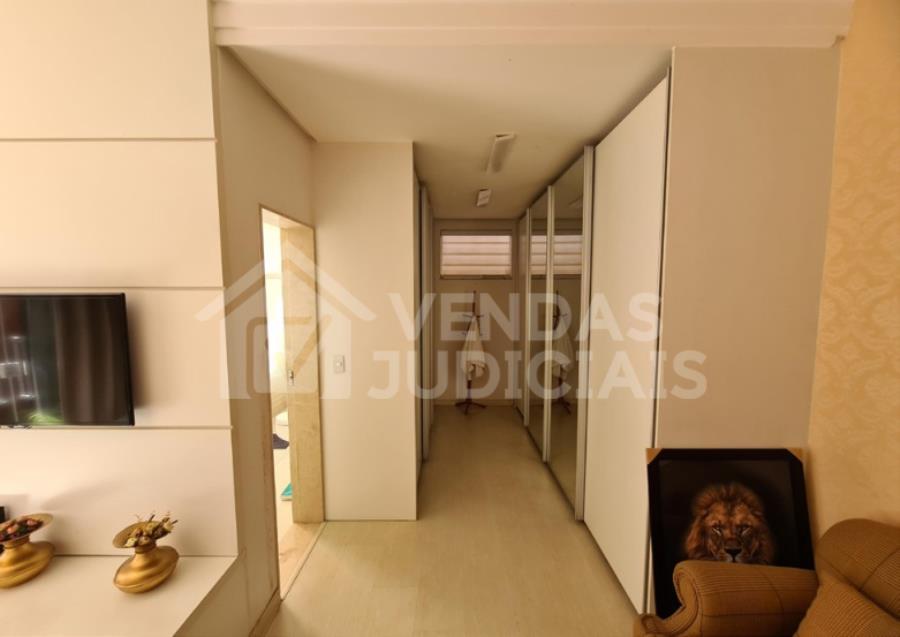 GOIANIA Casa Residencial com 360,85m² | Alto Padrão, localizado em Goiânia - GO