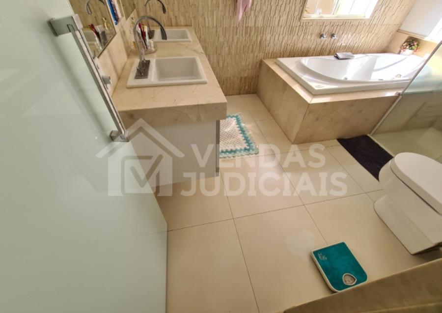 GOIANIA Casa Residencial com 360,85m² | Alto Padrão, localizado em Goiânia - GO