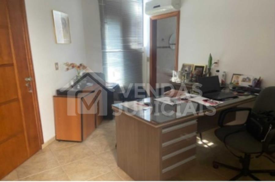 leilão condomínio colonial vale do sol tremembé Casa com 479,48m² no Condomínio Colonial Vale do Sol, localizado em Tremembé - SP, bairro Caminho Novo