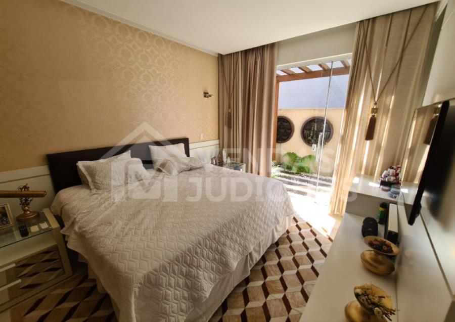 GOIANIA Casa Residencial com 360,85m² | Alto Padrão, localizado em Goiânia - GO