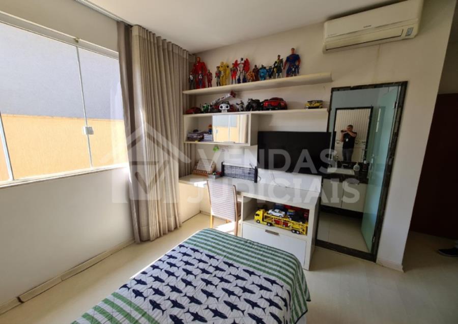 GOIANIA Casa Residencial com 360,85m² | Alto Padrão, localizado em Goiânia - GO